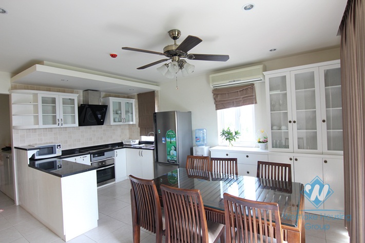 Beautiful apartment with 02 bedrooms for lease in Tay Ho.
